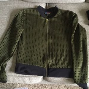 Famous squared jacket - in Olive. Size S